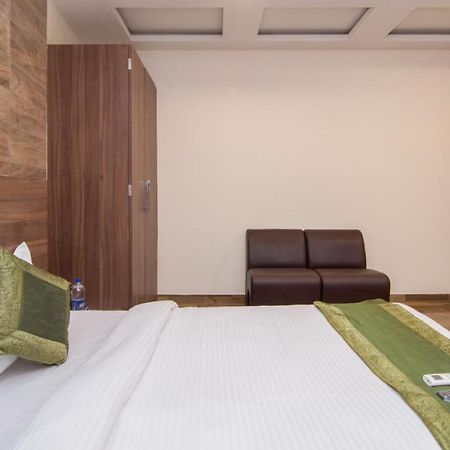Treebo Trend Bipin International Hotel Lucknow Exterior foto